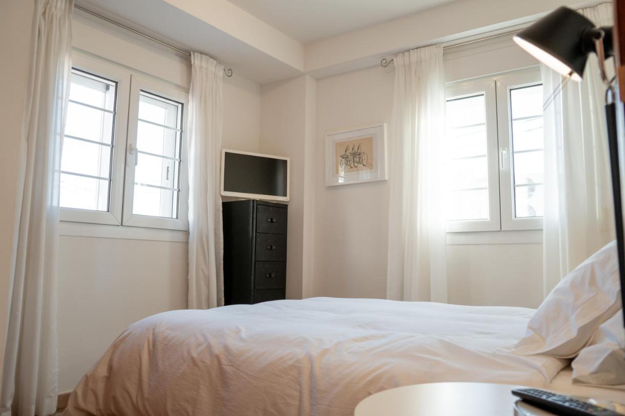 Apartamentos La Llum Alicante Exterior photo